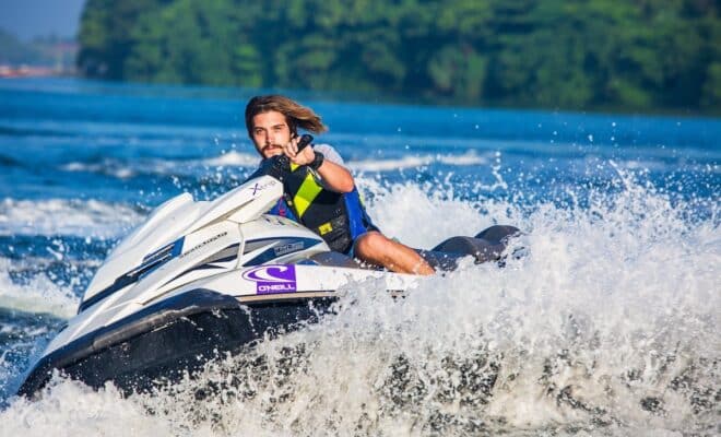 Découvrez les activités nautiques immanquables pour des vacances inoubliables - Voyage-sur 