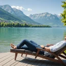 détente au bord du lac d'Annecy